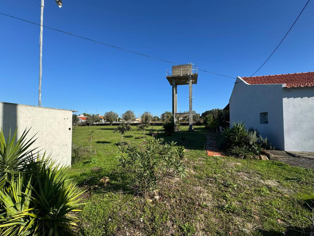 Quinta com possibilidade de investimento - Image 2