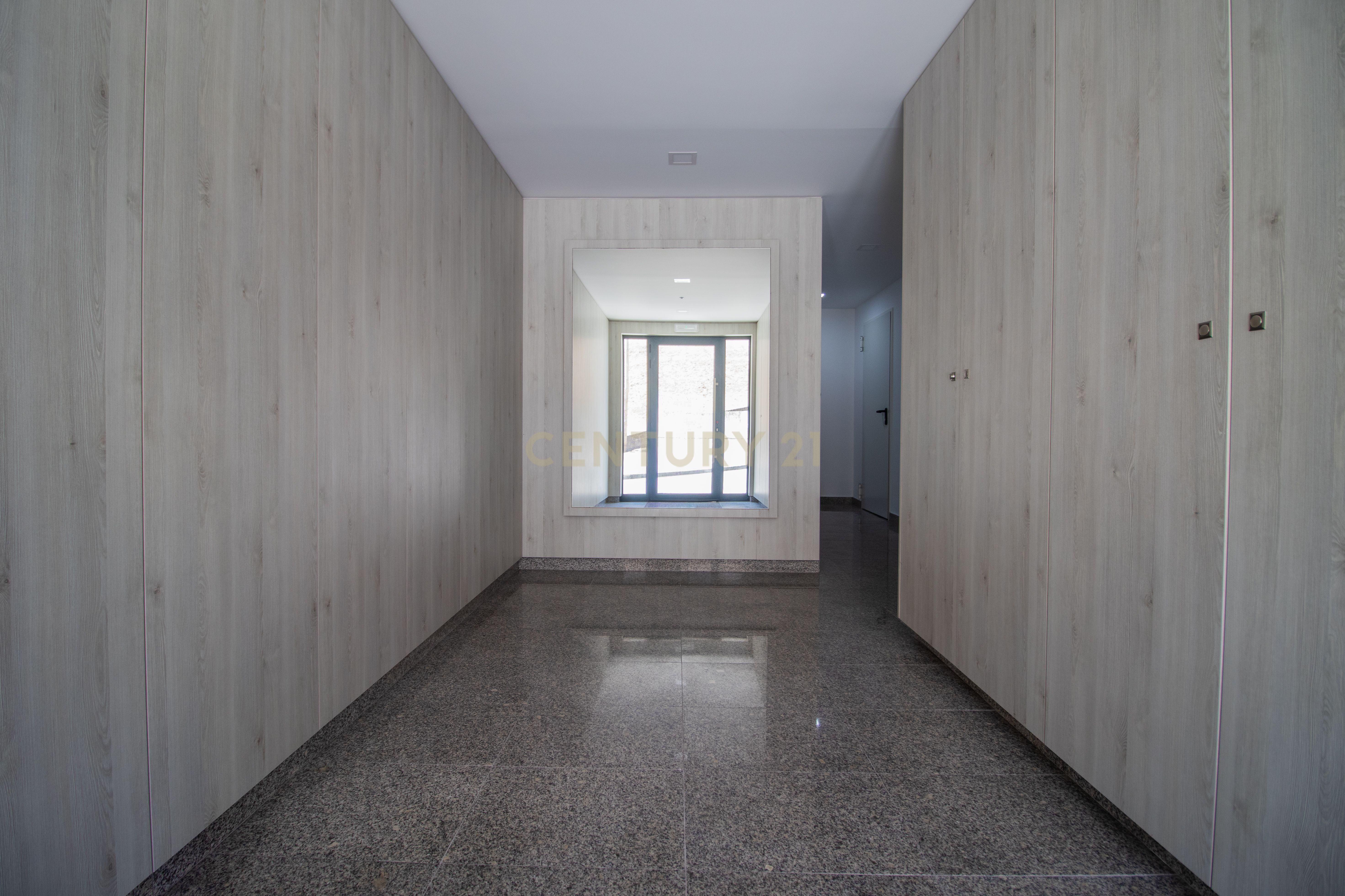 Fotografia 9 de T4 Duplex com Vistas de Mar em Buarcos – Figueira da Foz