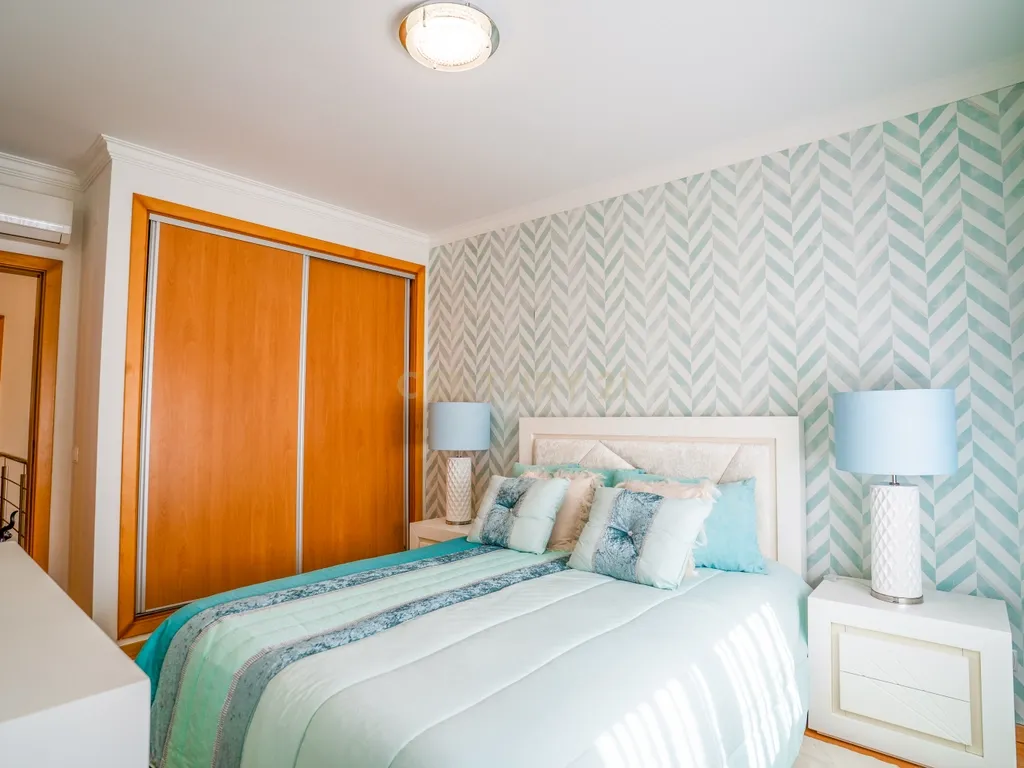 Moradia T4 Independente com Anexo | Lote 635 m² - Image 17