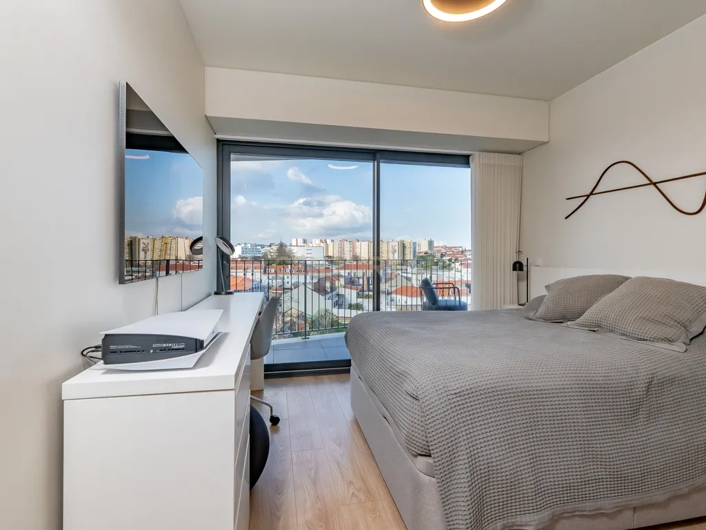 Apartamento T2 no VALRIO II junto ao Parque das Nações - Image 17