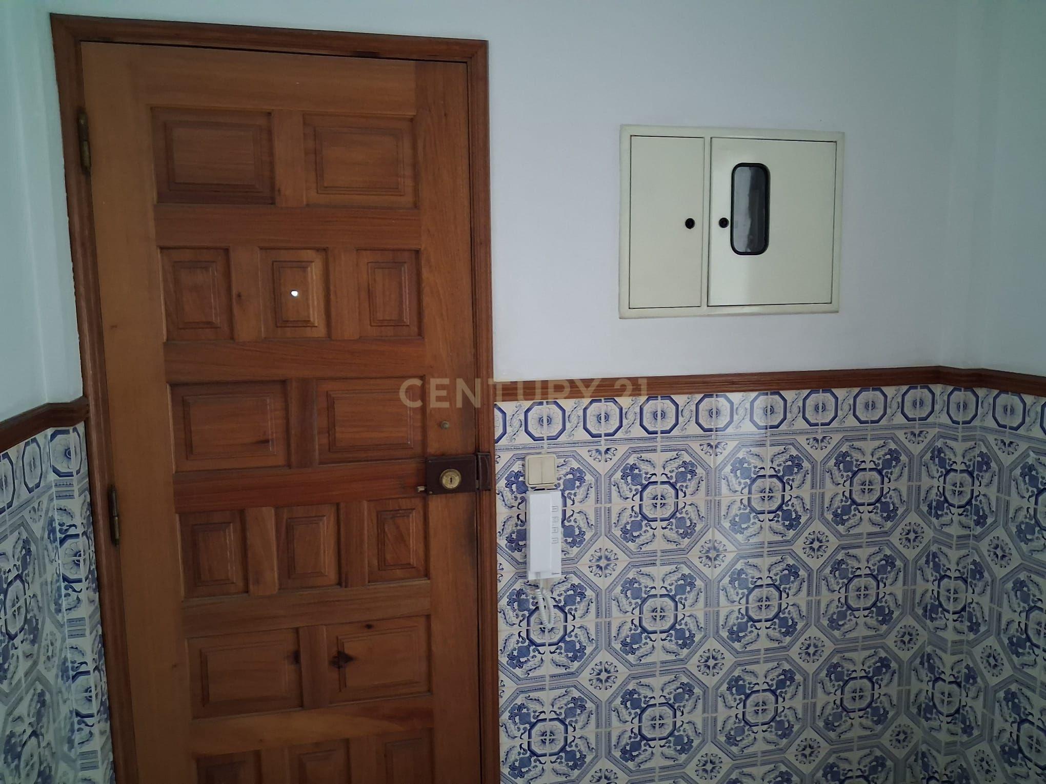 Fotografia 11 de Escritorio || Apartamento em Pombal