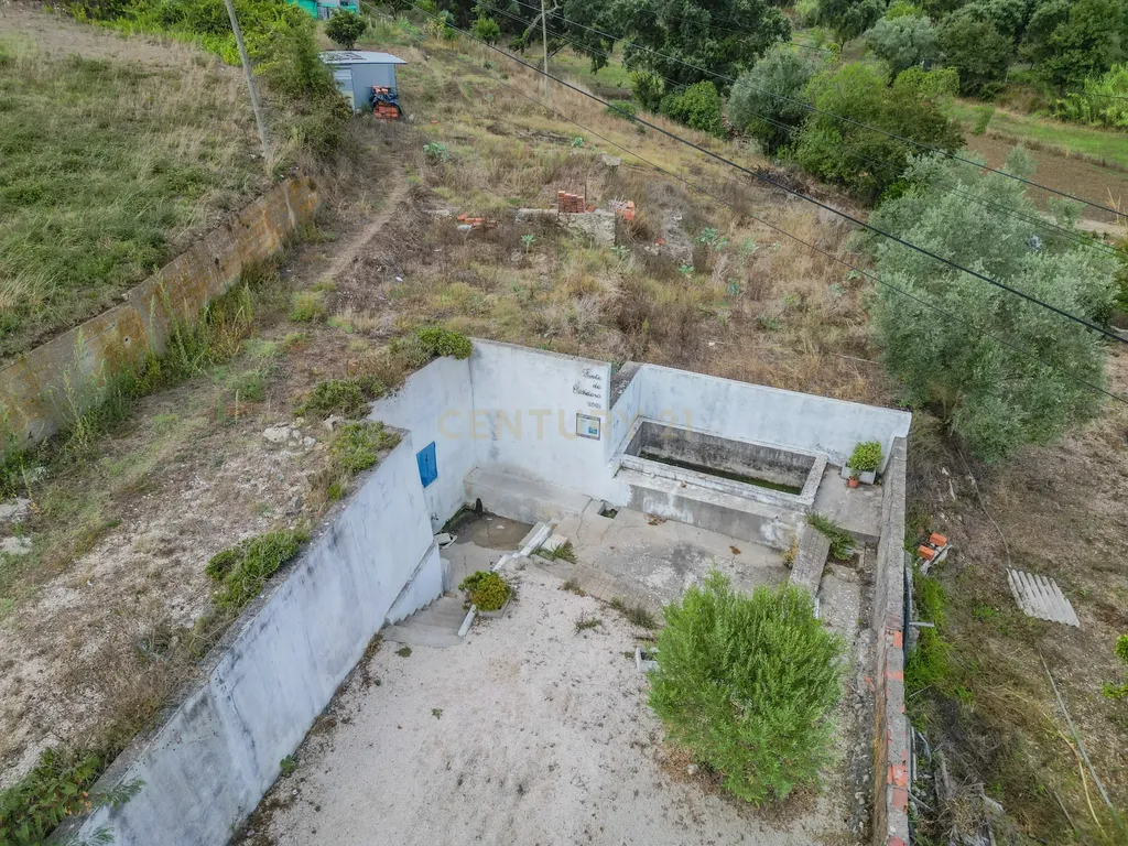 Moradia para recuperar com 250 m² em Vila Verde – Figueira da Foz - Image 59
