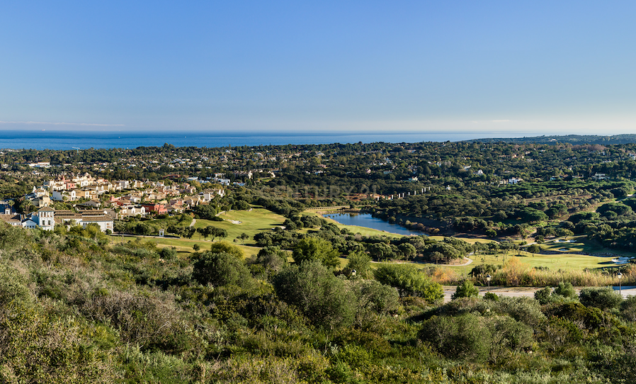 Villa Grace – Luxo Mediterrânico Atemporal em La Reserva, Sotogrande - Image 8