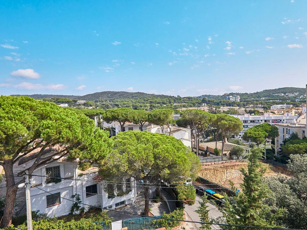 🏡 Casa geminada 3 frentes em Fenals – Platja d’Aro, Costa Brava 🌊✨ - Image 30