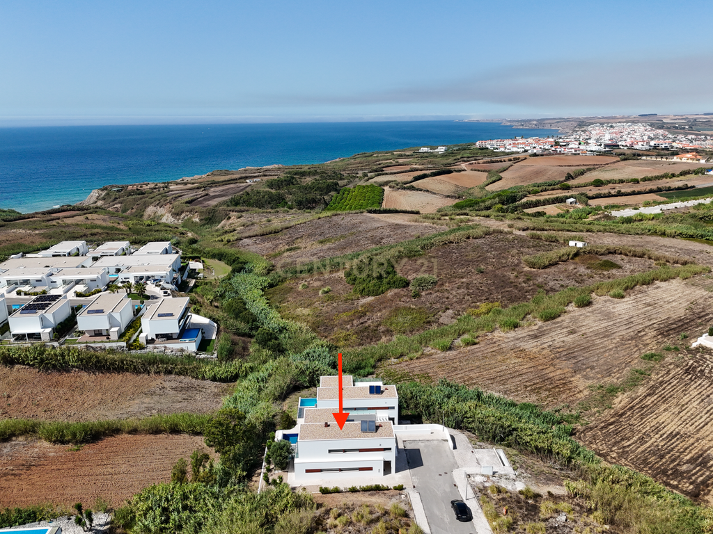 Moradia T4 - Linha de Mar - Lourinhã - Image 7