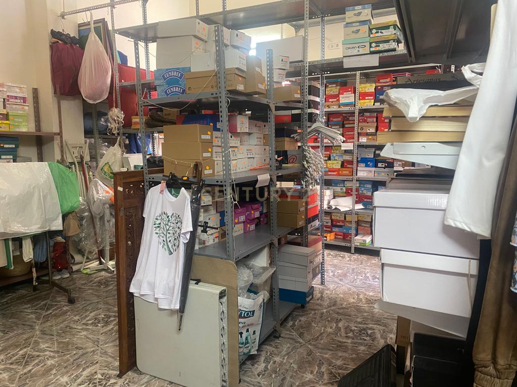 Espaço Comercial em Málaga com Excelente Localização e Acessibilidade - Image 13