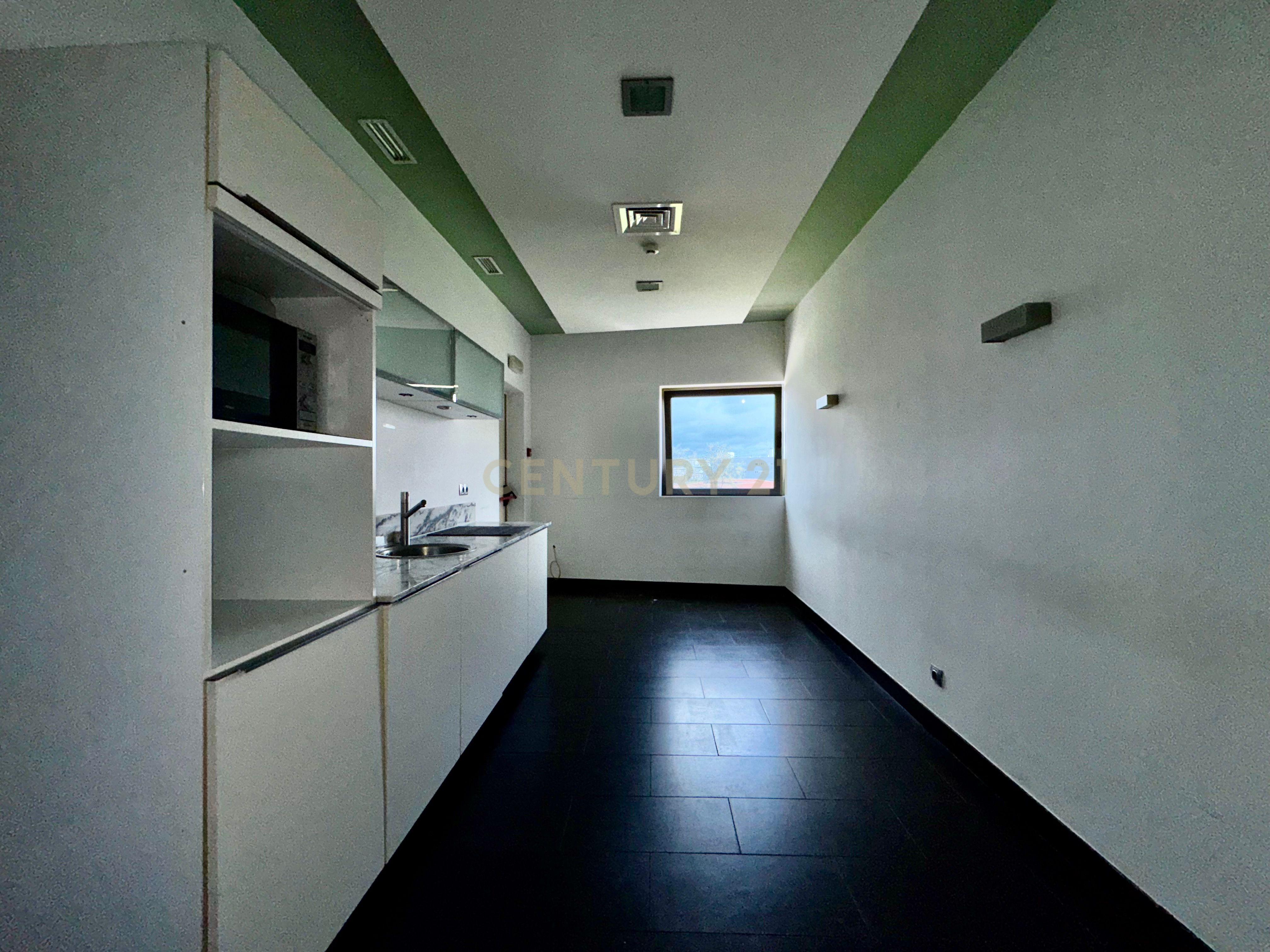 Escritório para Arrendamento no Pólo Técnico de Telheiras – 251 m² | 6 Salas | 5 Estacionamentos - Image 18