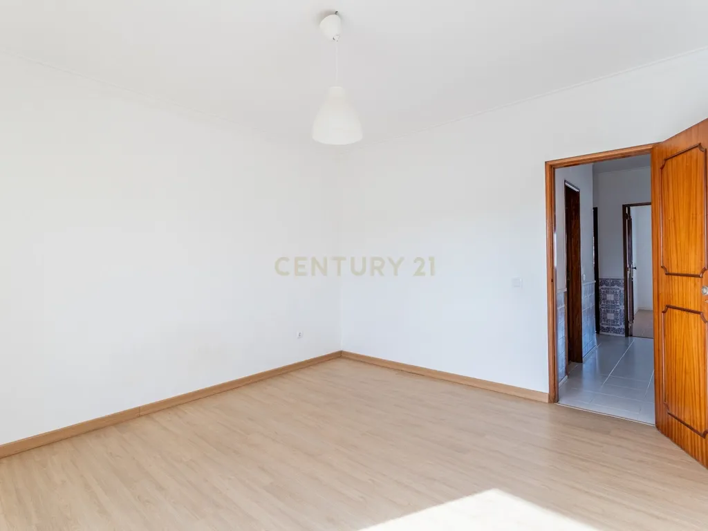 T3 Montijo – Zona tranquila e com excelentes acessos - Image 15