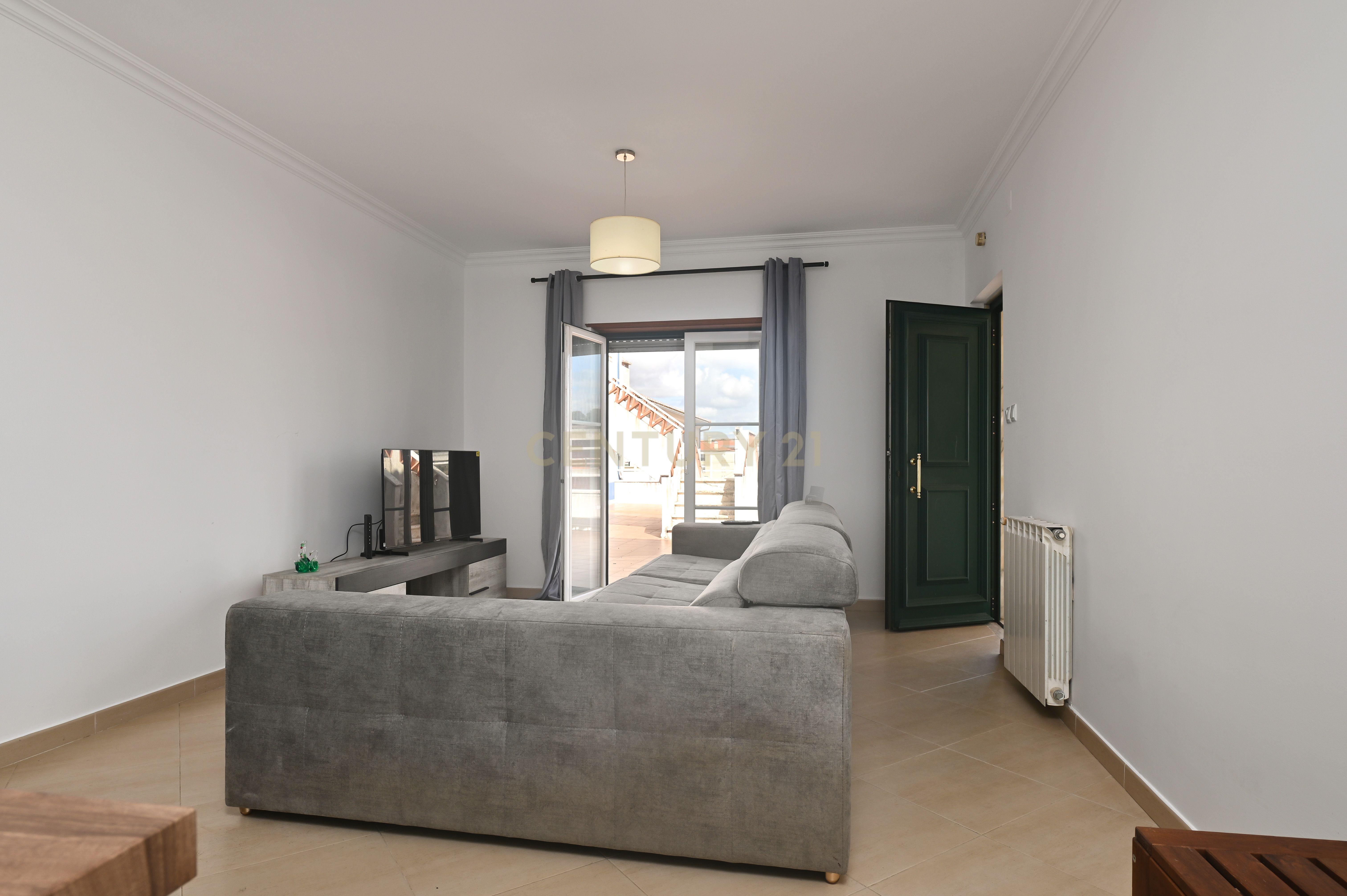 Fotografia 6 de Apartamento T2 em Milharado, com terraço e parquemento