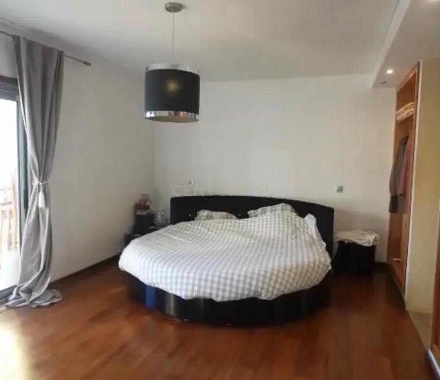 Casa T5 em Sesimbra, Setúbal com Piscina e Jardim Privado - Image 8
