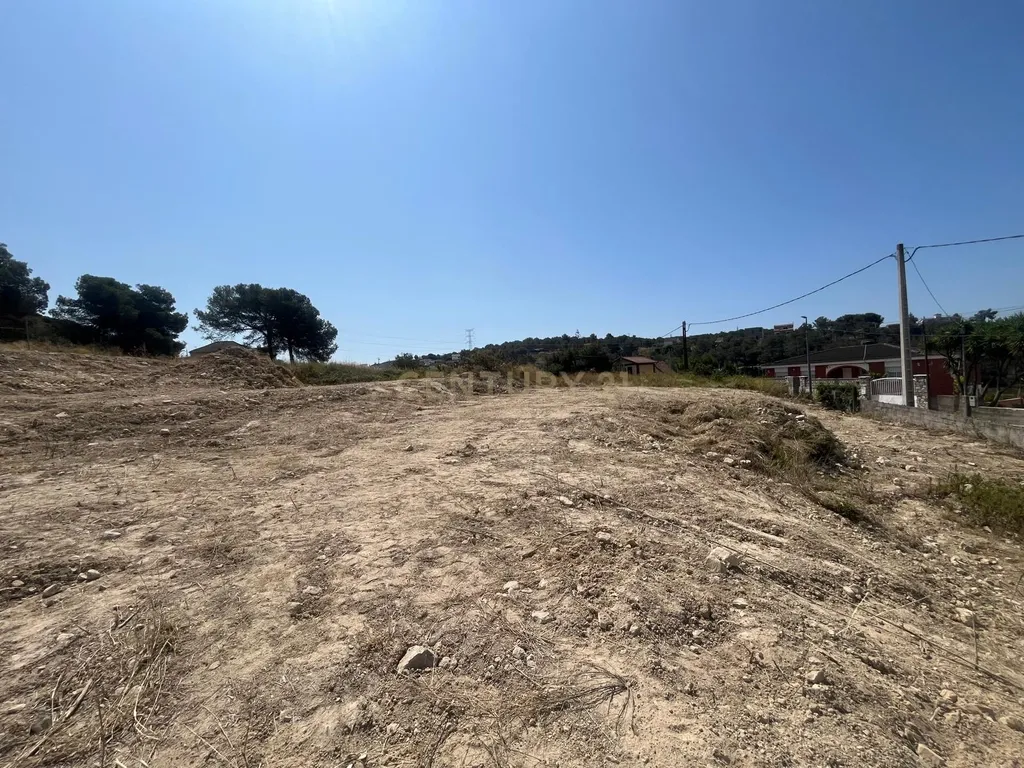 Terreno Construível em Barcelona com Vista para o Mar e Montanha - Image 6