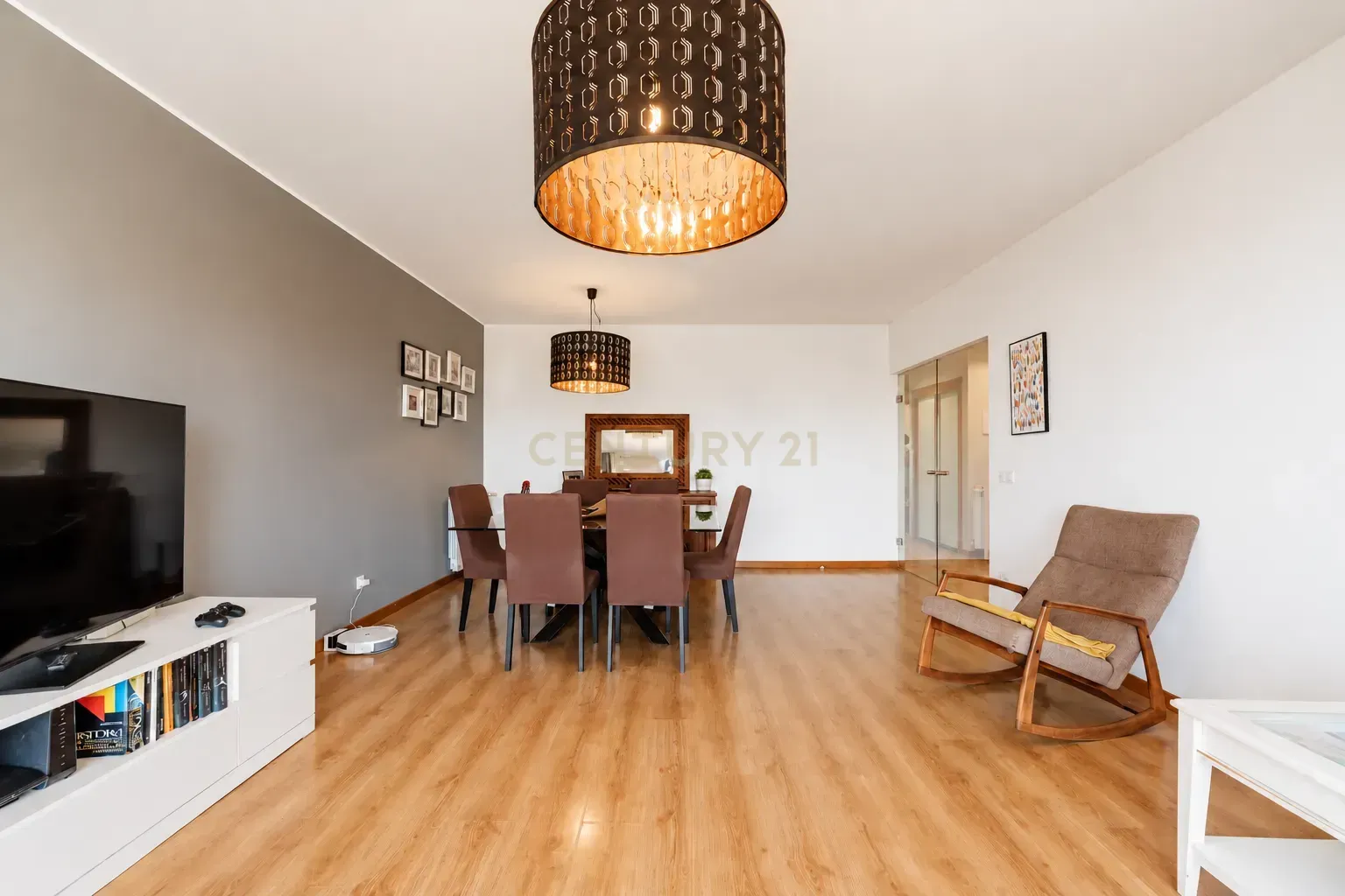 Fotografia 11 de T3 Exclusivo com 161 m², Vista Mar e Potencial para Duplex | Quinta de Santa Teresa