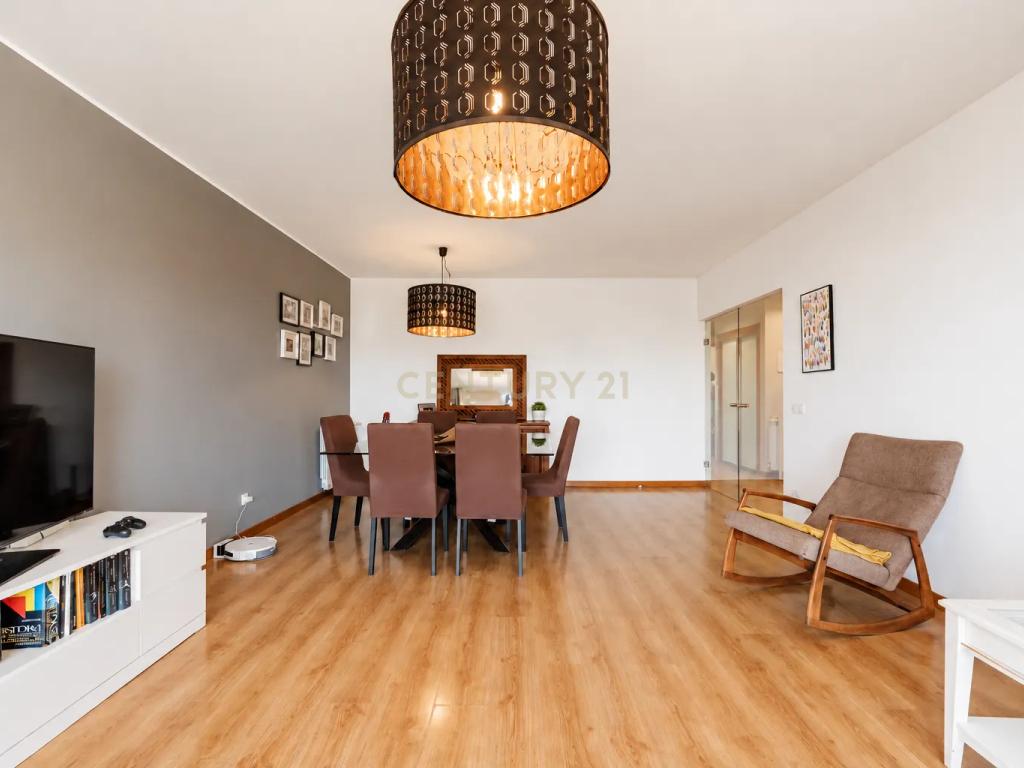 T3 Exclusivo com 161 m², Vista Mar e Potencial para Duplex | Quinta de Santa Teresa - Image 11