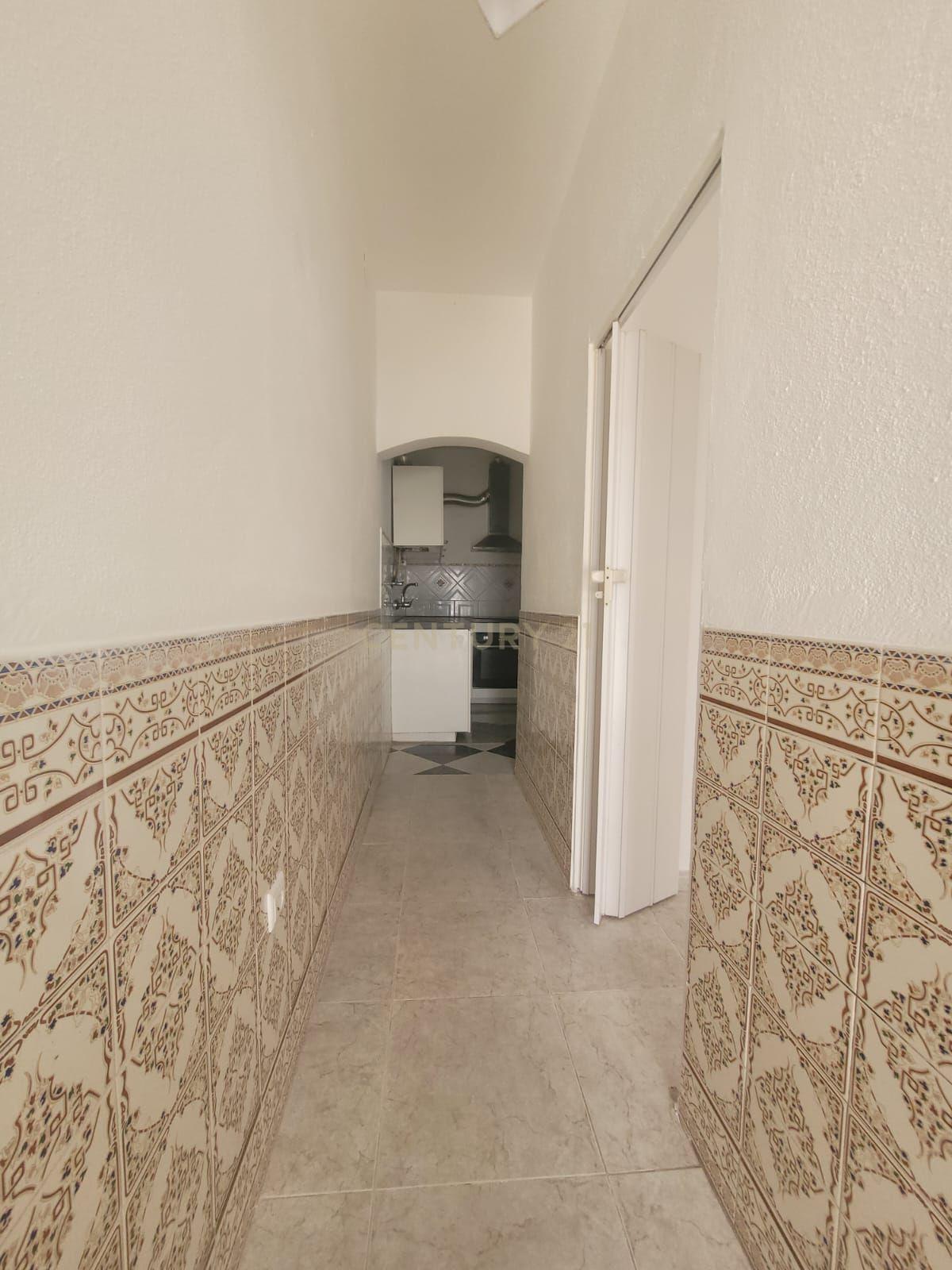Moradia T2 em Vialonga - Image 9