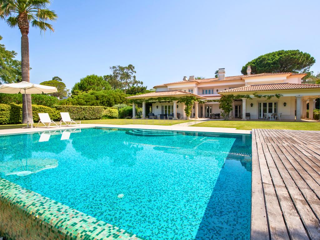 Moradia T7 com Piscina em Alcabideche- Cascais - Image 54