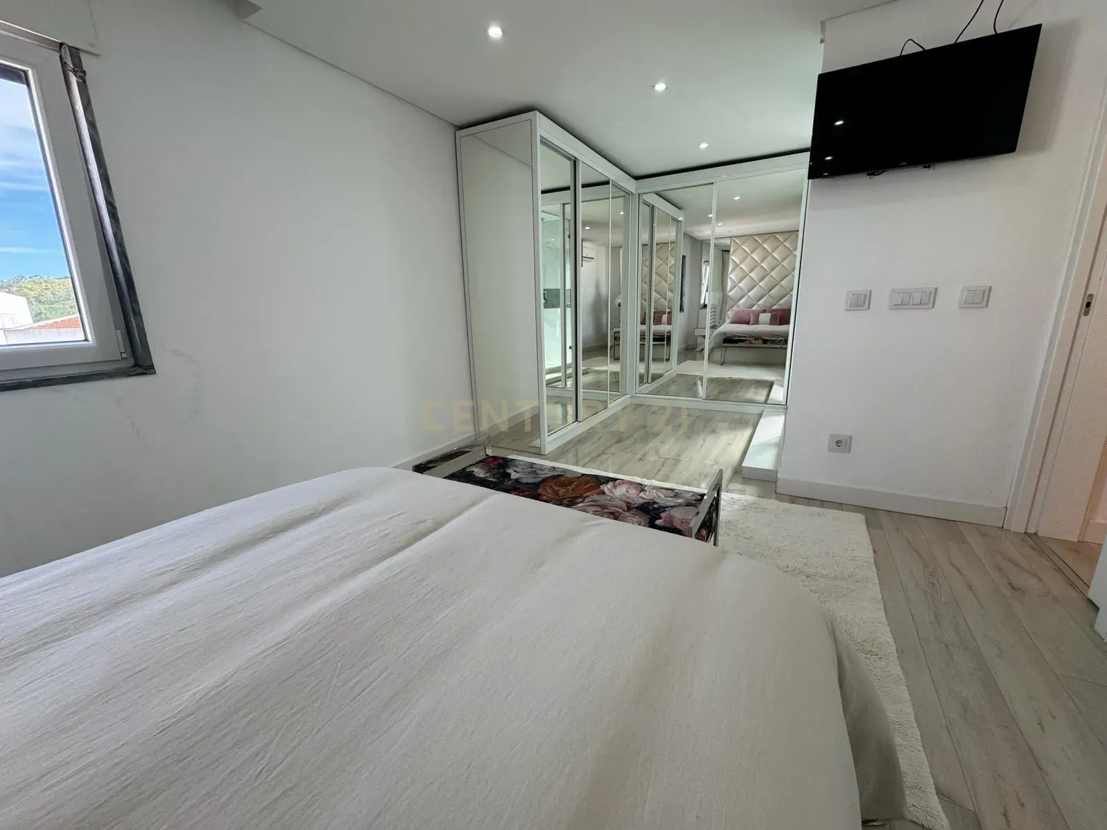 Casa Moderna T3 em Alfragide, Pronta a Habitar - Image 29
