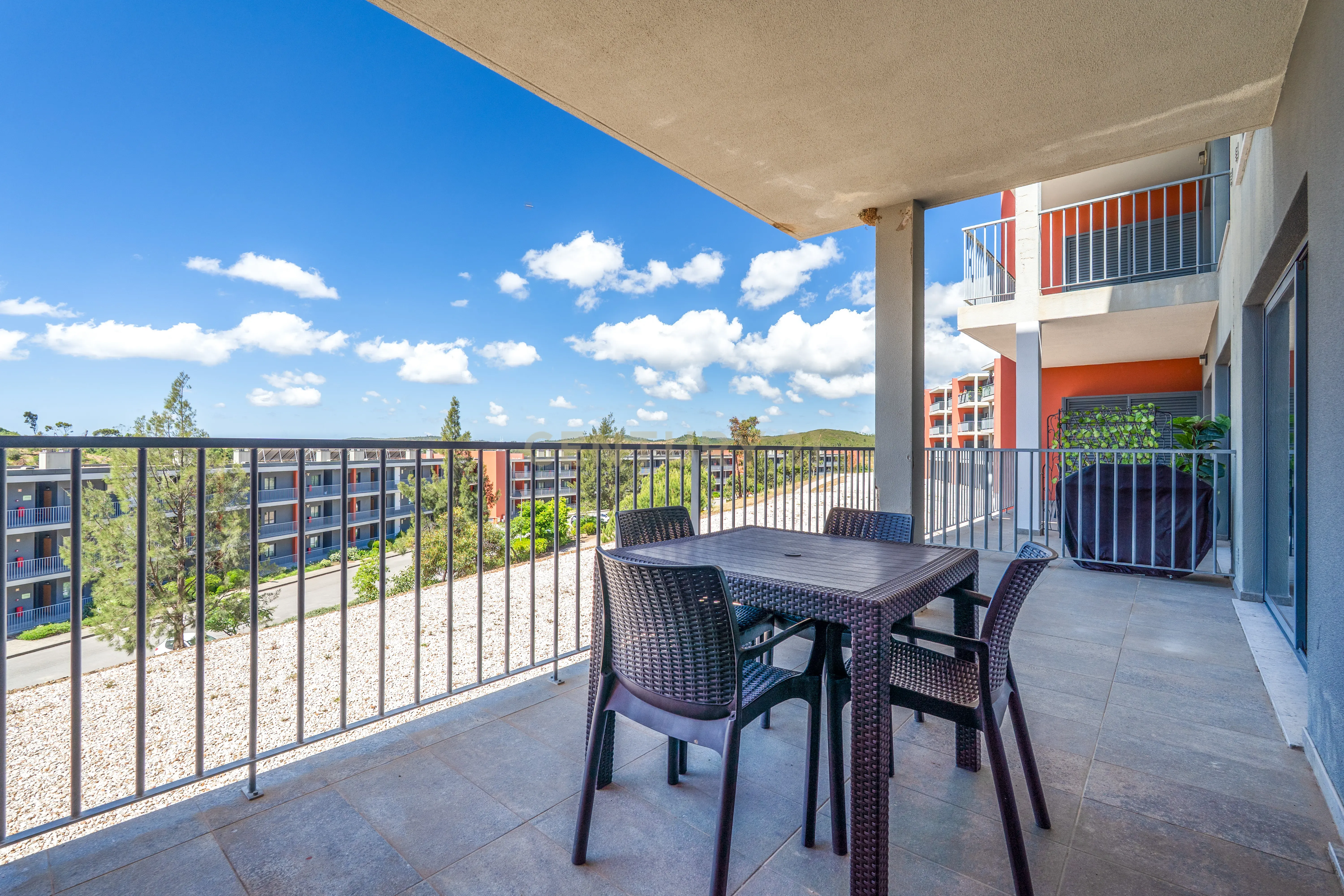 Apartamento T2 à venda em Mexilhoeira Grande, Portimão — foto 13