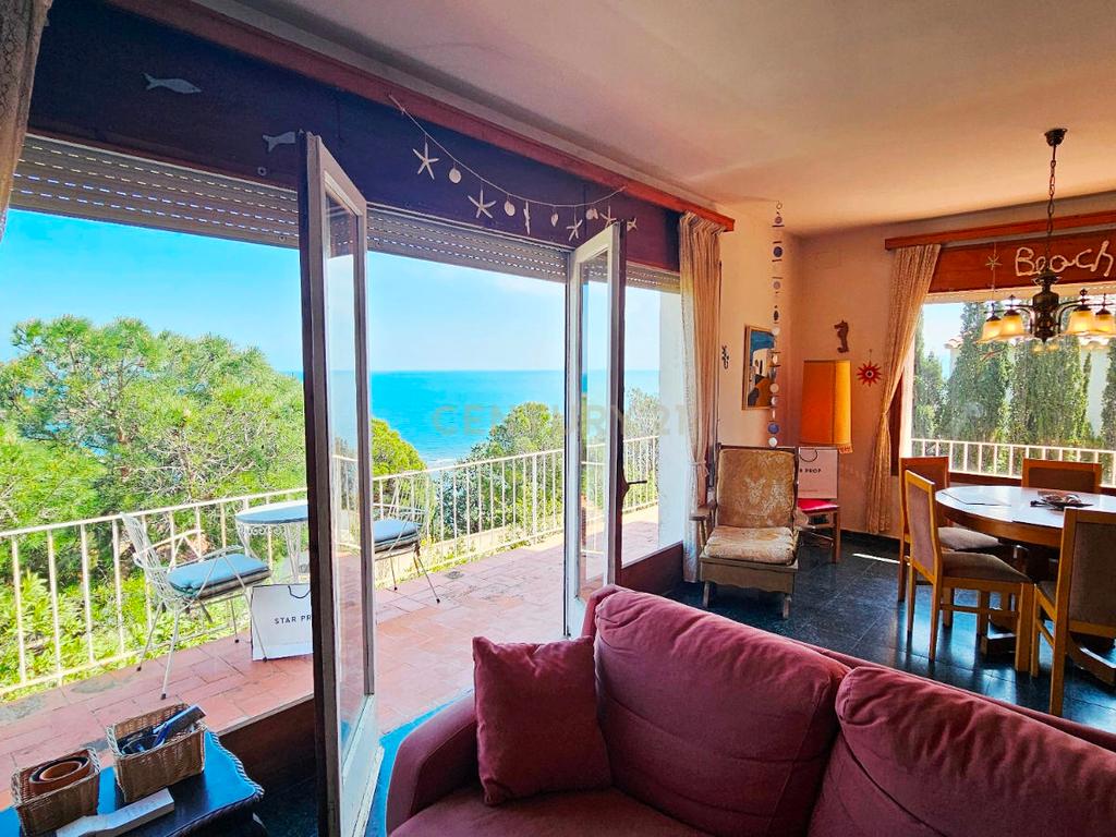 Moradia independente com vistas panorâmicas para o mar em Grifeu – Cap Ras, Llançà - Image 21