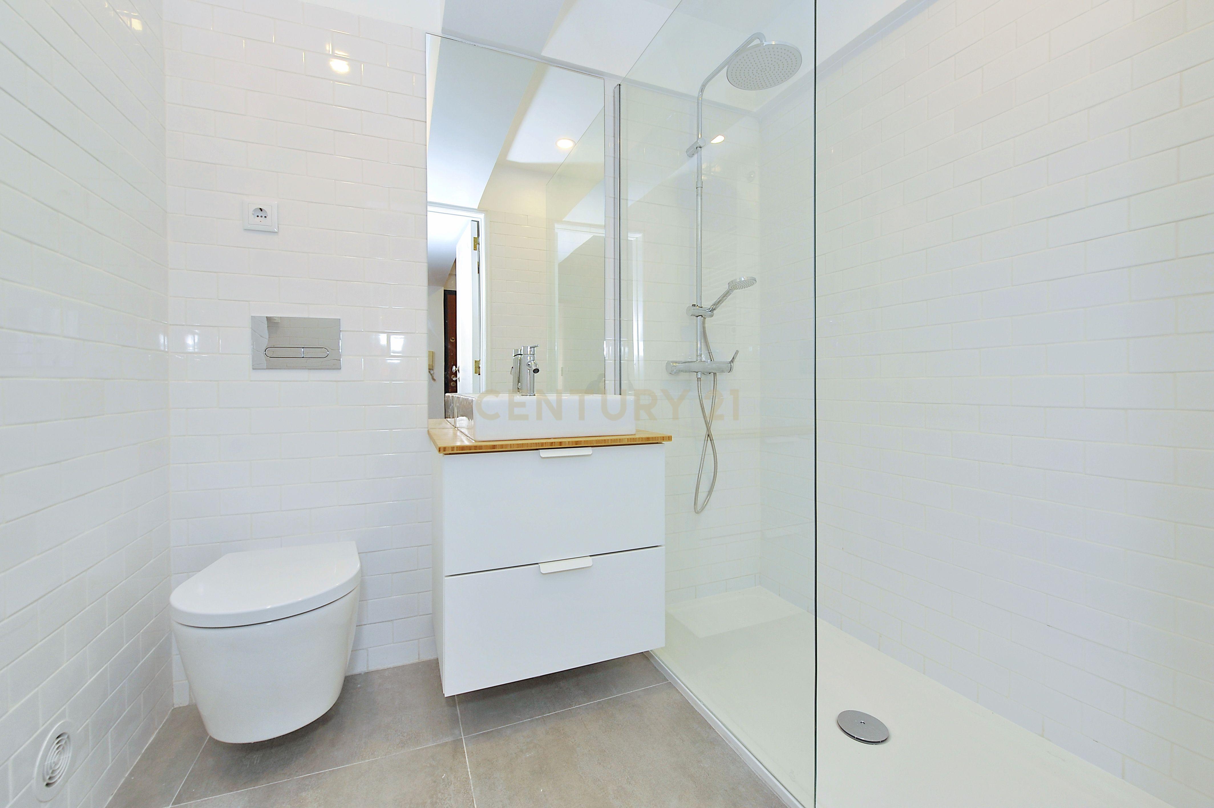 Fotografia 11 de Apartamento Moderno  Lisboa - 2 Quartos e Vista Cidade