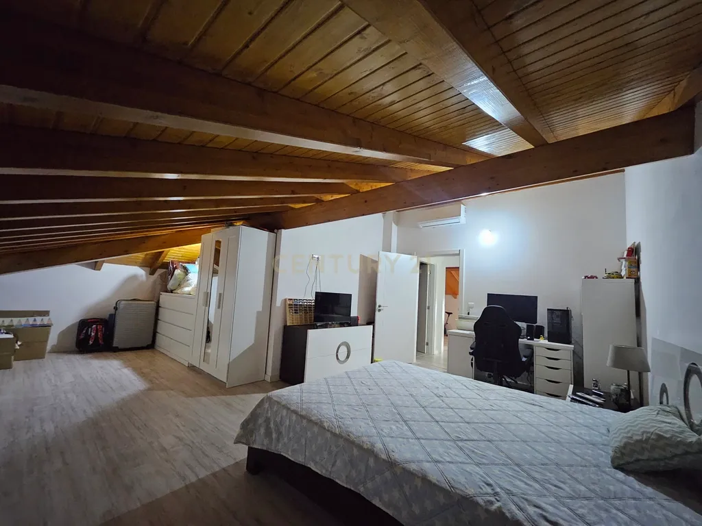 Moradia T3 Renovada no Coração de Castelo Branco - Image 12