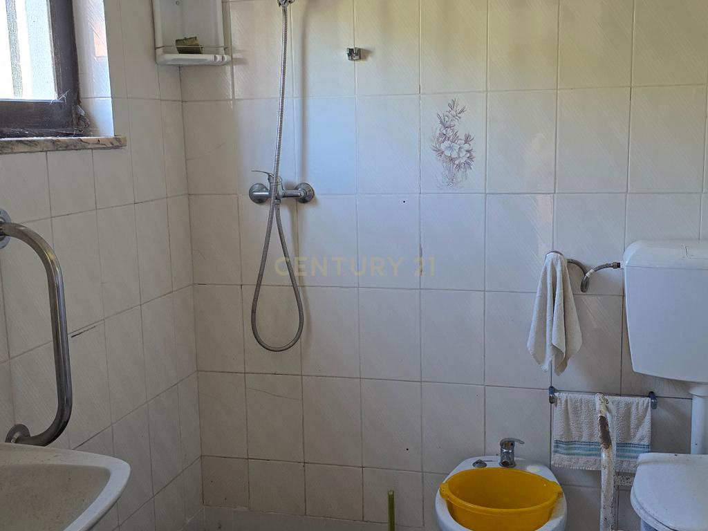 Moradia em Terreno Amplo em Brejos de Azeitão - Image 14