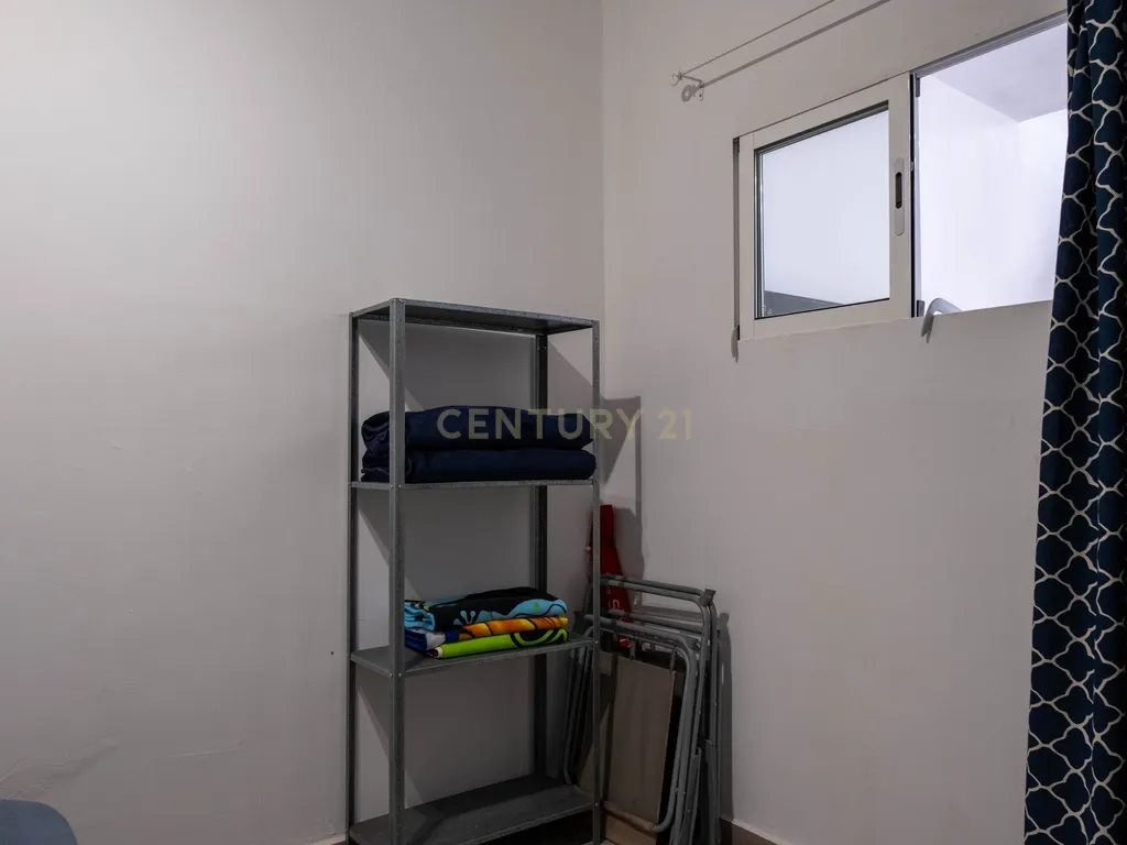 - Image 31