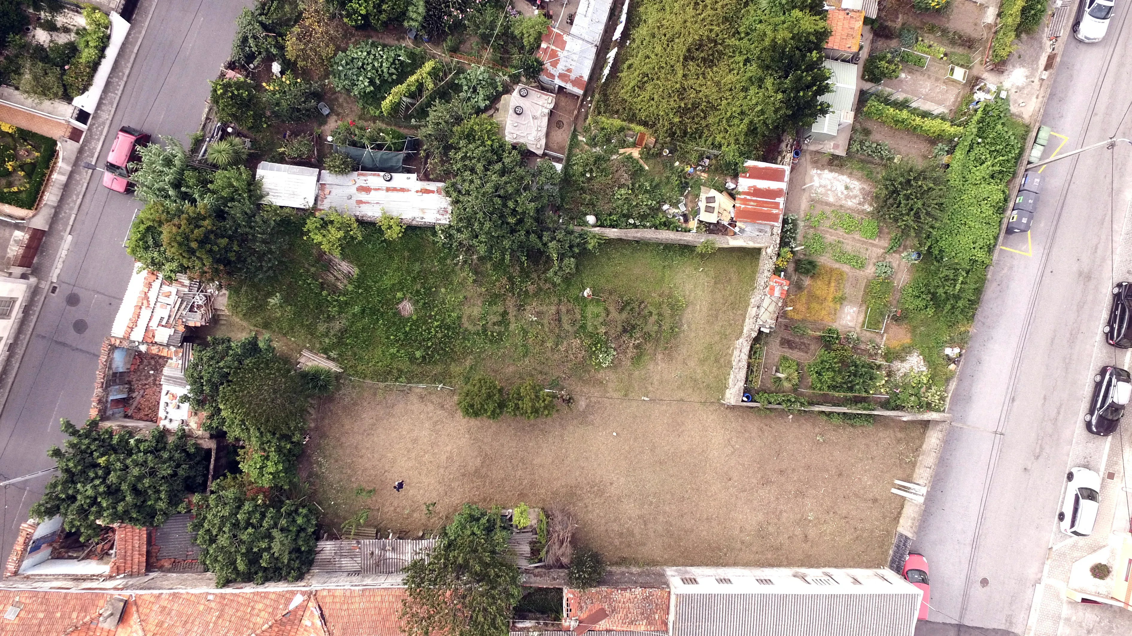 Land for sale in Vila Nova de Gaia, Portugal — €272,000