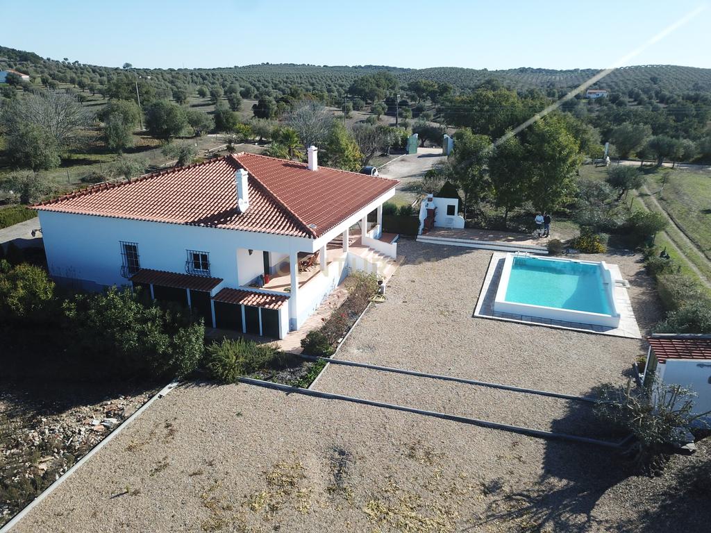 Excelente Quinta com Moradia T4 e piscina em Brotas, Mora- Évora - Image 27