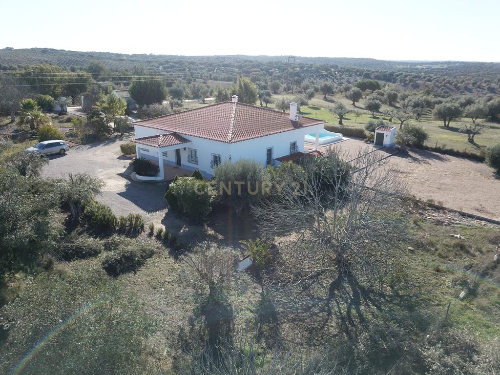 Excelente Quinta com Moradia T4 e piscina em Brotas, Mora- Évora - Image 29