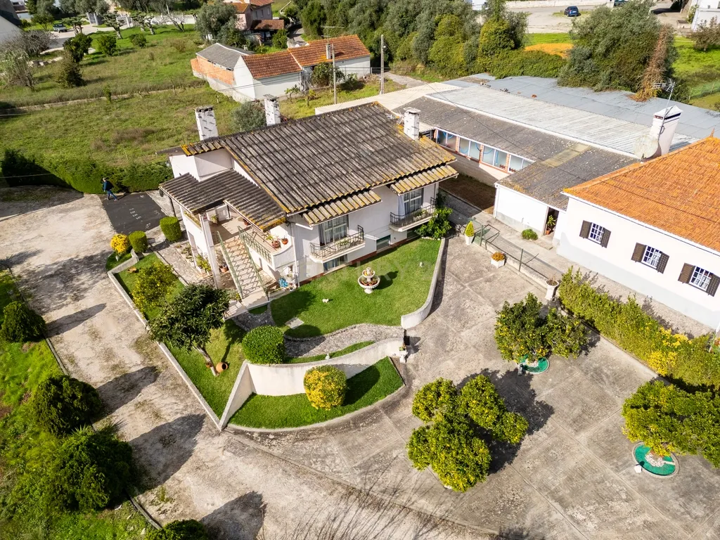 MORADIA T5 || Milagres || Leiria - Image 54