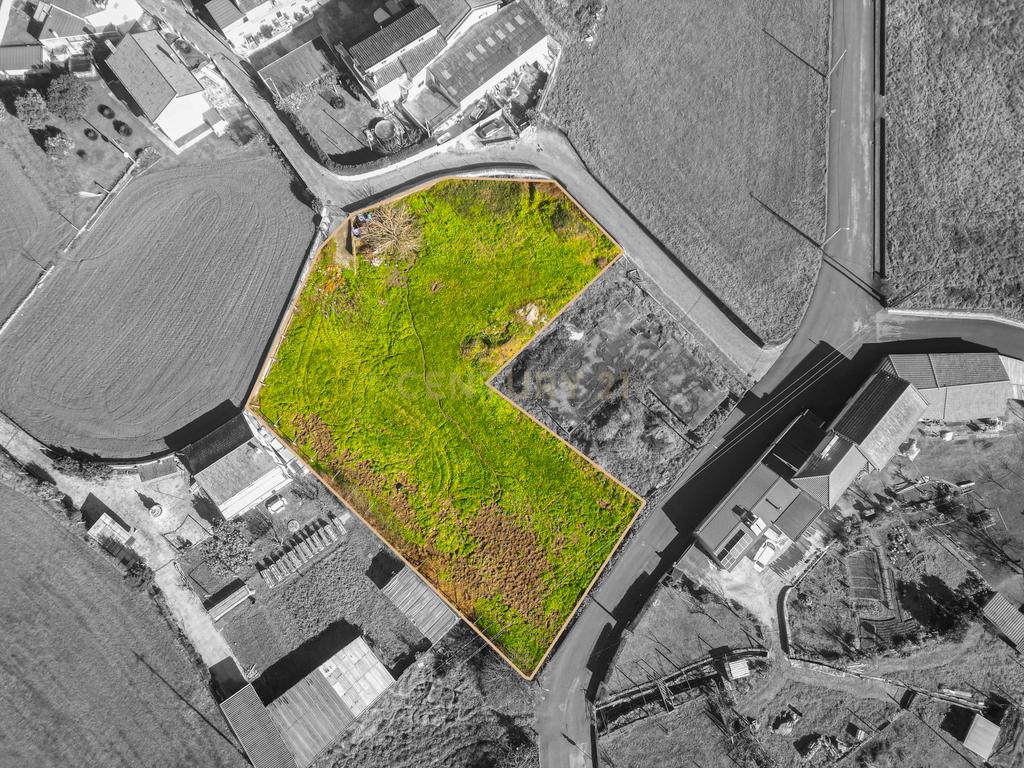 Terreno Urbano excelente oportunidade para fins residenciais ou comerciais. - Image 1
