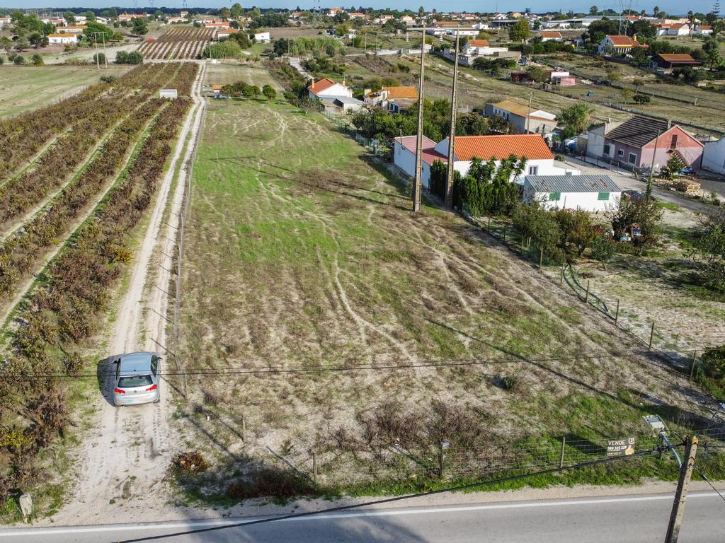 Terreno Misto de 7.500m² com Possibilidade de Construção de MORADIA, Cajados, Palmela - Image 23