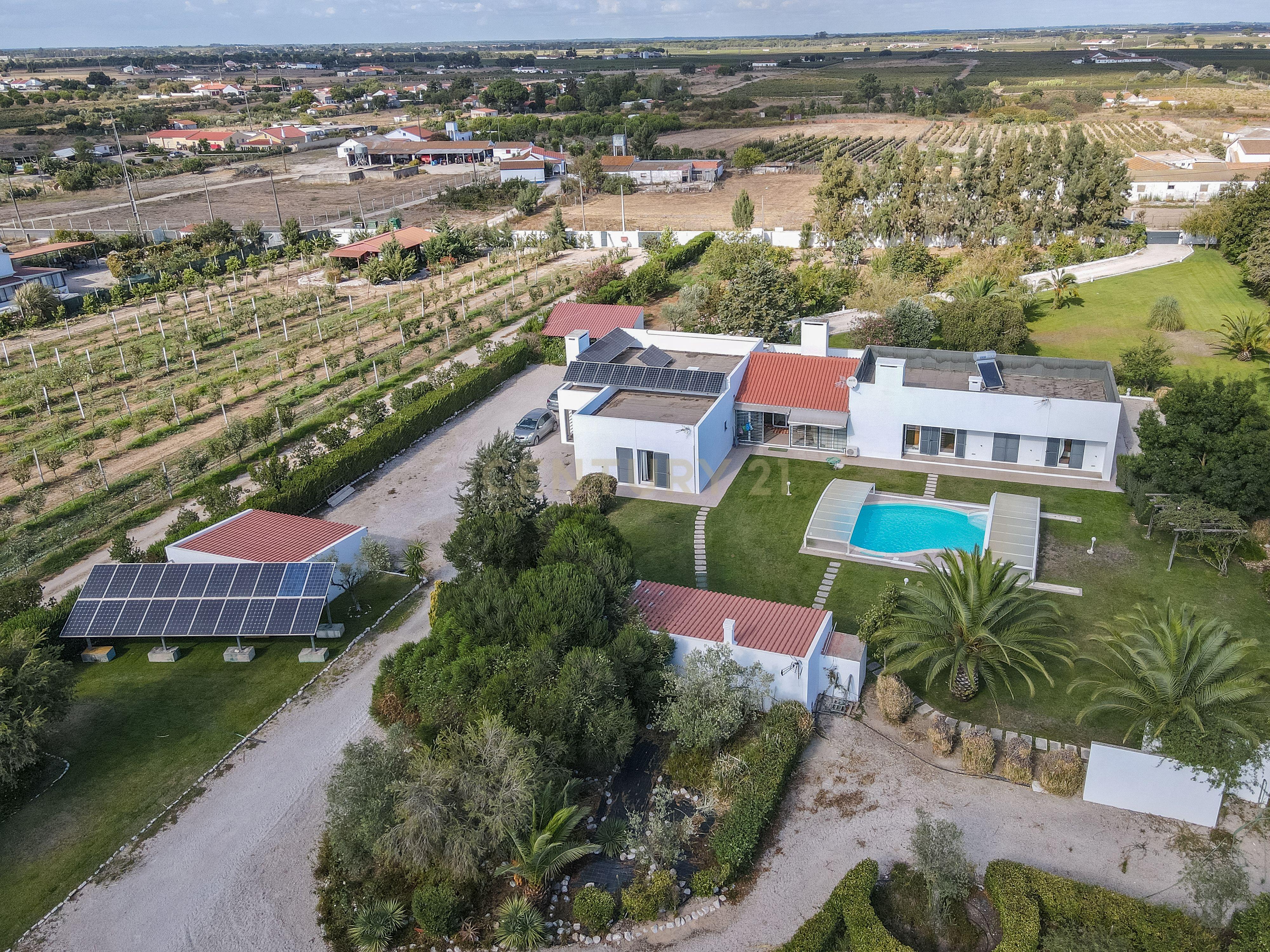 QUINTA DO POCEIRÃO - 2 MORADIAS - GARAGENS - PISCINA - ANEXOS - PALMELA - Image 70