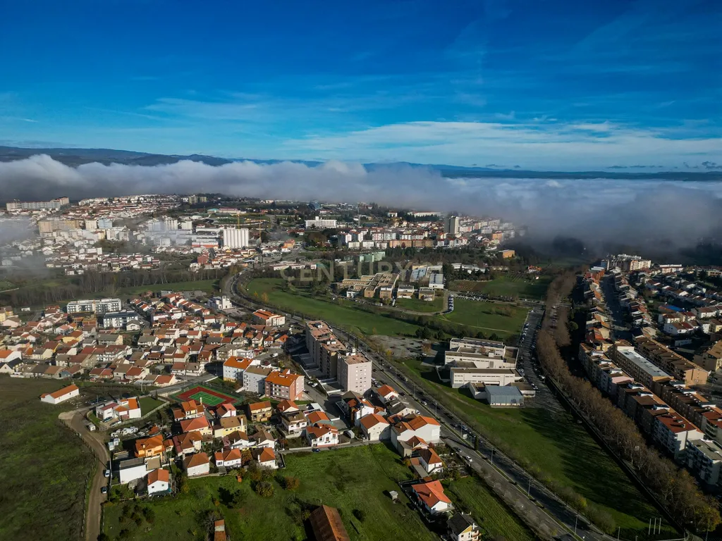 Terreno Urbano em Bragança com Viabilidade de Construção - Image 7