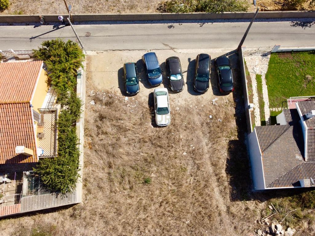 Terreno 305m2 PROJETO APROVADO e LICENÇAS PAGAS em Manique  - Image 8