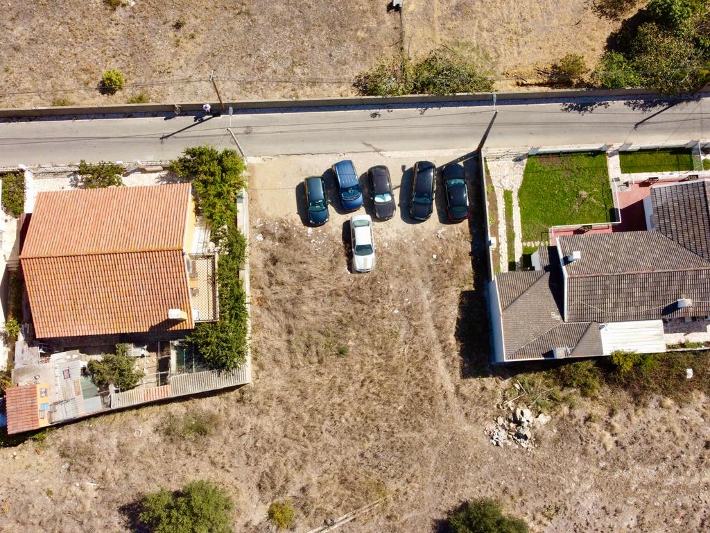 Terreno 305m2 PROJETO APROVADO e LICENÇAS PAGAS em Manique  - Image 10