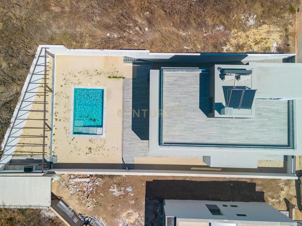 Moradia T5 de luxo com Piscina em Famões - Odivelas - Image 62