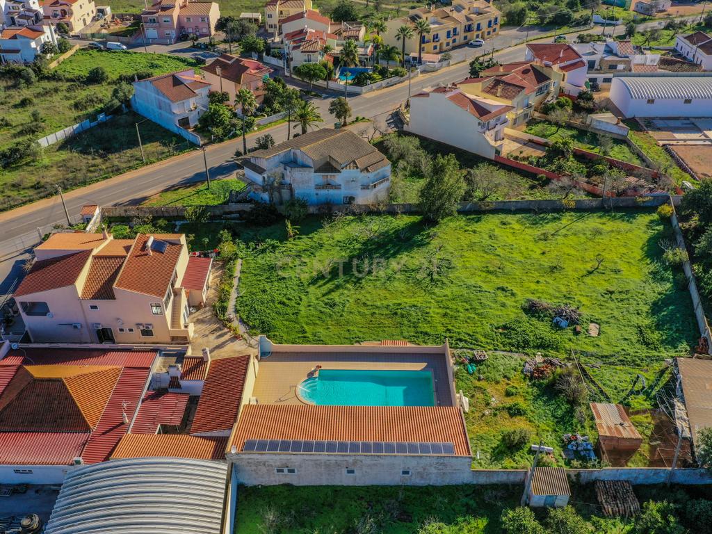 Quinta de Luxo em Silves com 10 Quartos e Piscina Comum - Image 17