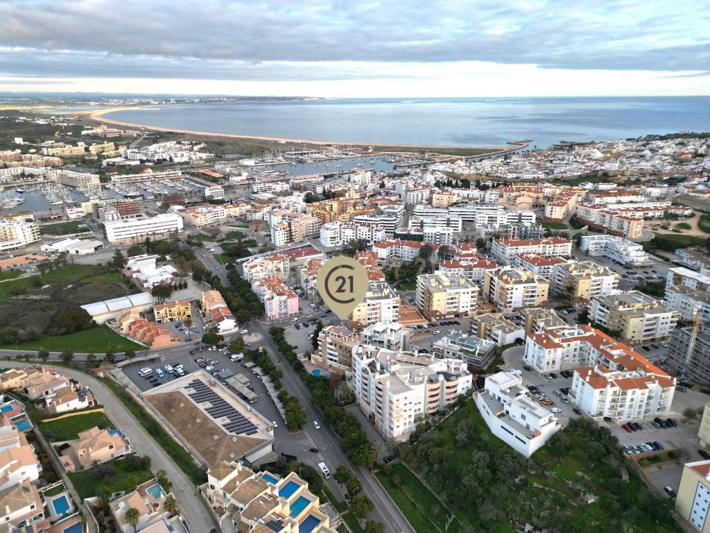 Apartamento T3 com piscina e garagem em Lagos, Portugal - Image 29