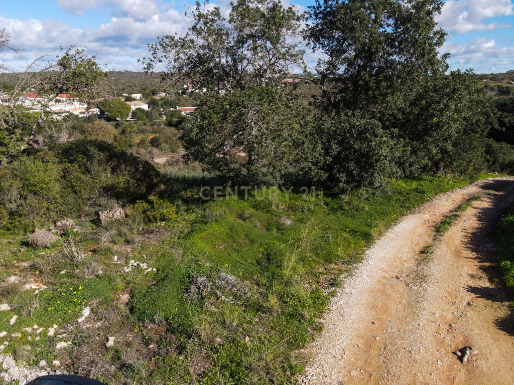 Terreno Misto com ruína nas Fontainhas, Albufeira - Image 2
