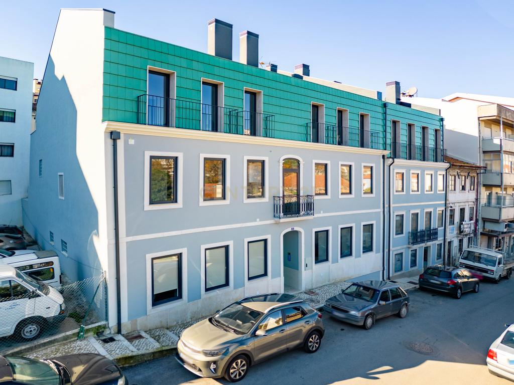 Apartamento T4 duplex || Centro Histórico de Leiria - Image 16