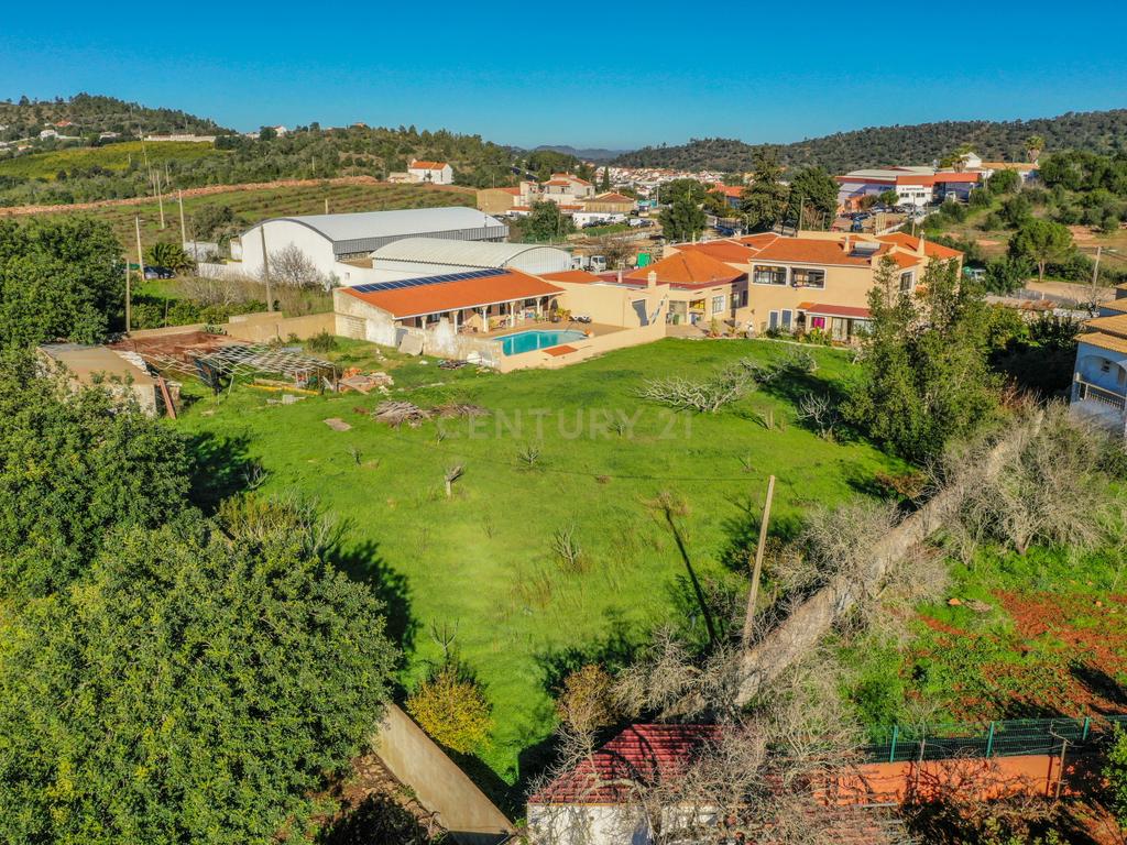 Quinta de Luxo em Silves com 10 Quartos e Piscina Comum - Image 19