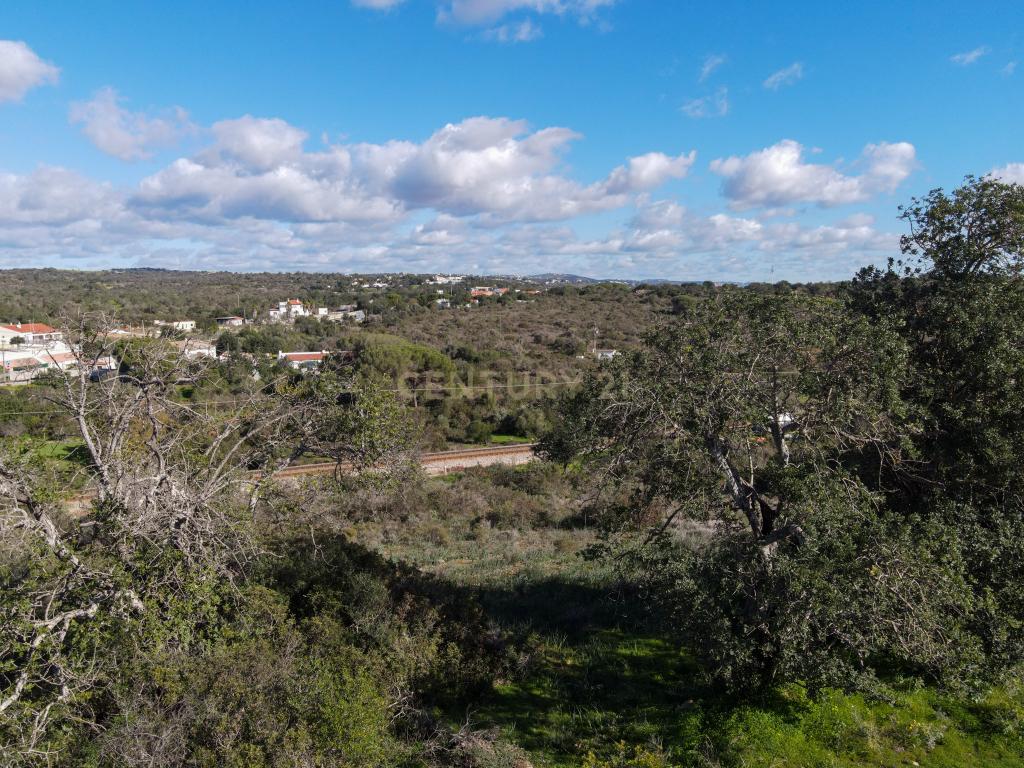 Terreno Misto com ruína nas Fontainhas, Albufeira - Image 16
