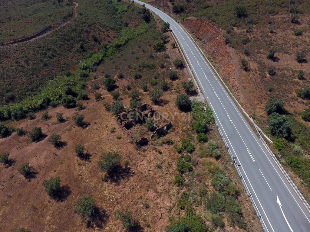 Terreno de 22ha com Ruína de 250m² em Alqueva – Oportunidade no Alentejo - Image 24