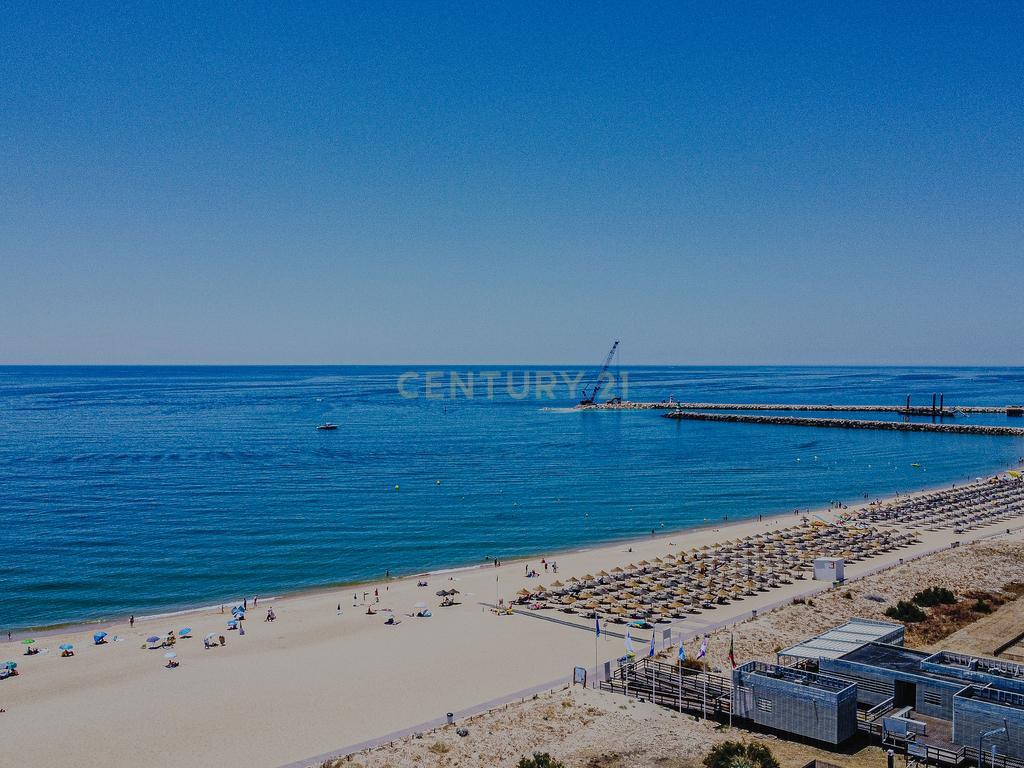 Apartamento com vista deslumbrante sobre a Marina de Vilamoura! - Image 45