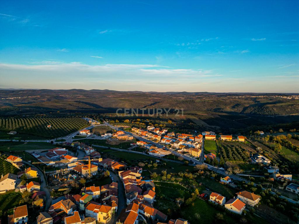 Moradia T4 em Carção - Bragança - Image 24