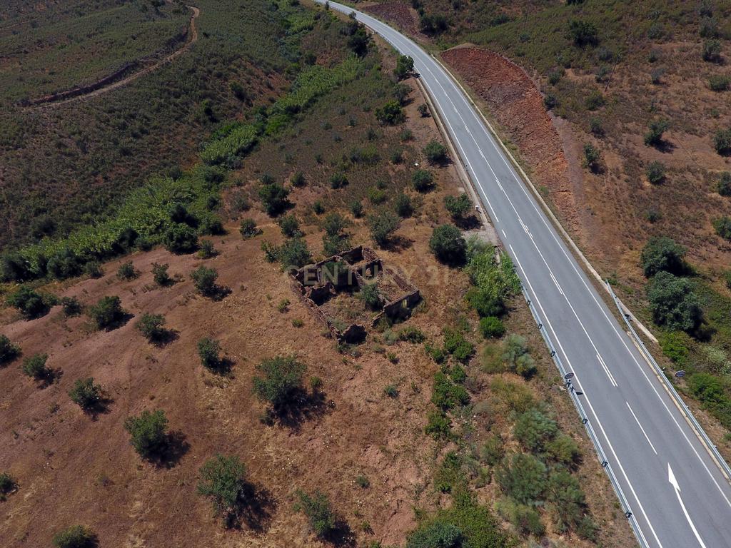 Terreno de 22ha com Ruína de 250m² em Alqueva – Oportunidade no Alentejo - Image 21