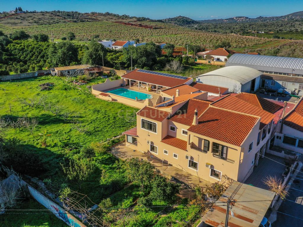 Quinta de Luxo em Silves com 10 Quartos e Piscina Comum - Image 28