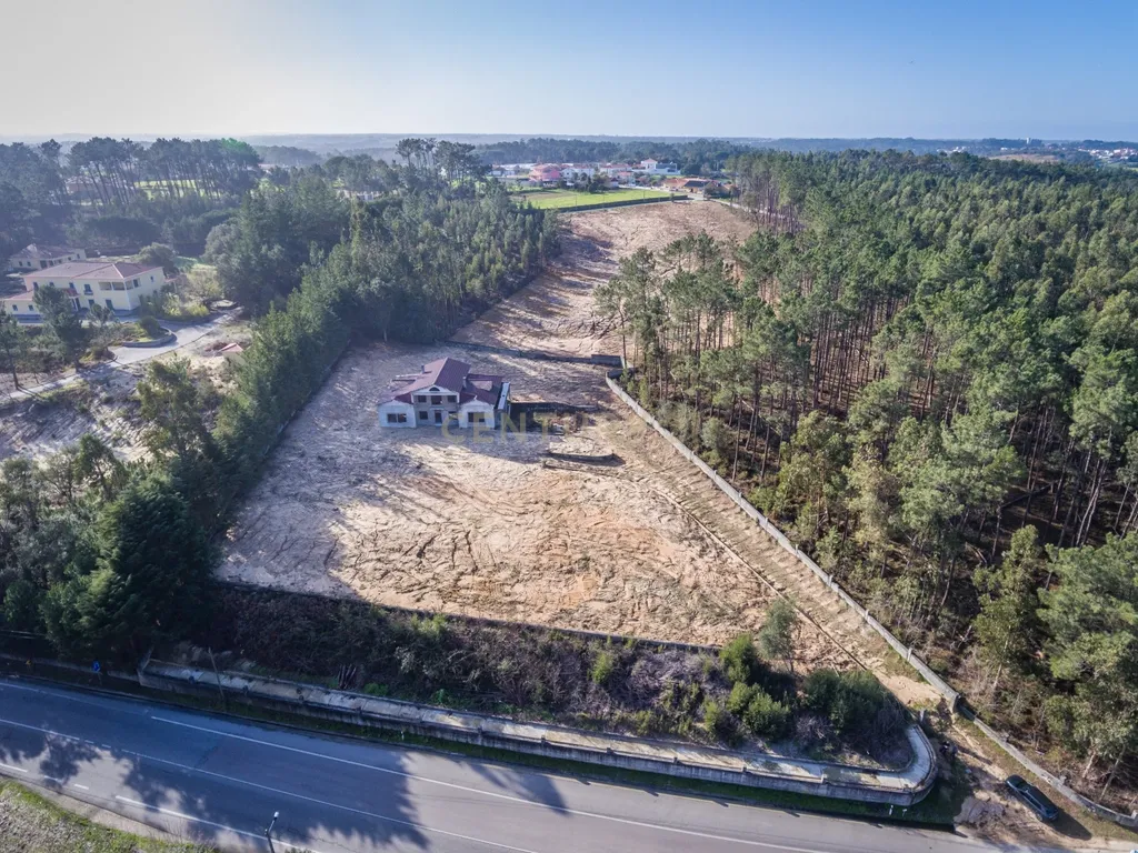 Moradia em Construção - Leiria - Image 2