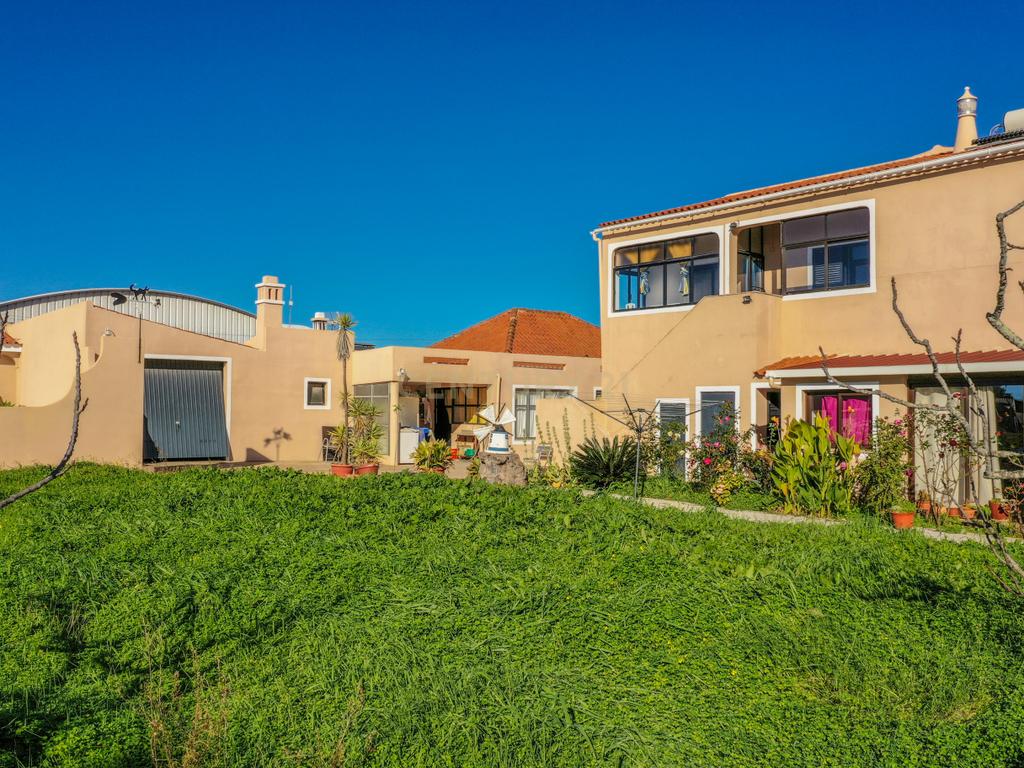 Quinta de Luxo em Silves com 10 Quartos e Piscina Comum - Image 31